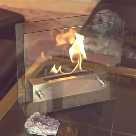 Choosing between gas and electric magic flame fireplaces
